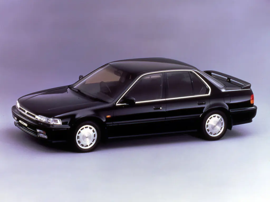 Honda Accord (CB1, CB2, CB3, CB4) 4 поколение, седан (09.1989 - 07.1991)